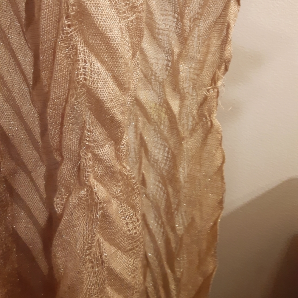 Scarfs - Picture 7 of 8